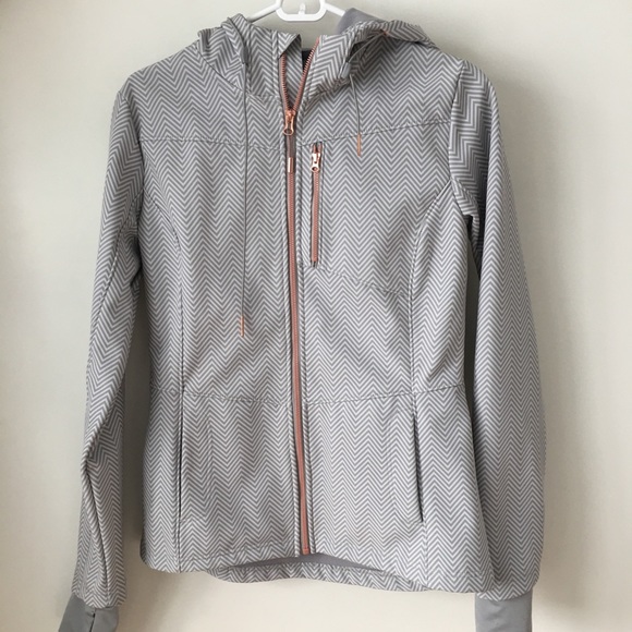 Patterned gray and white coat - Picture 1 of 3